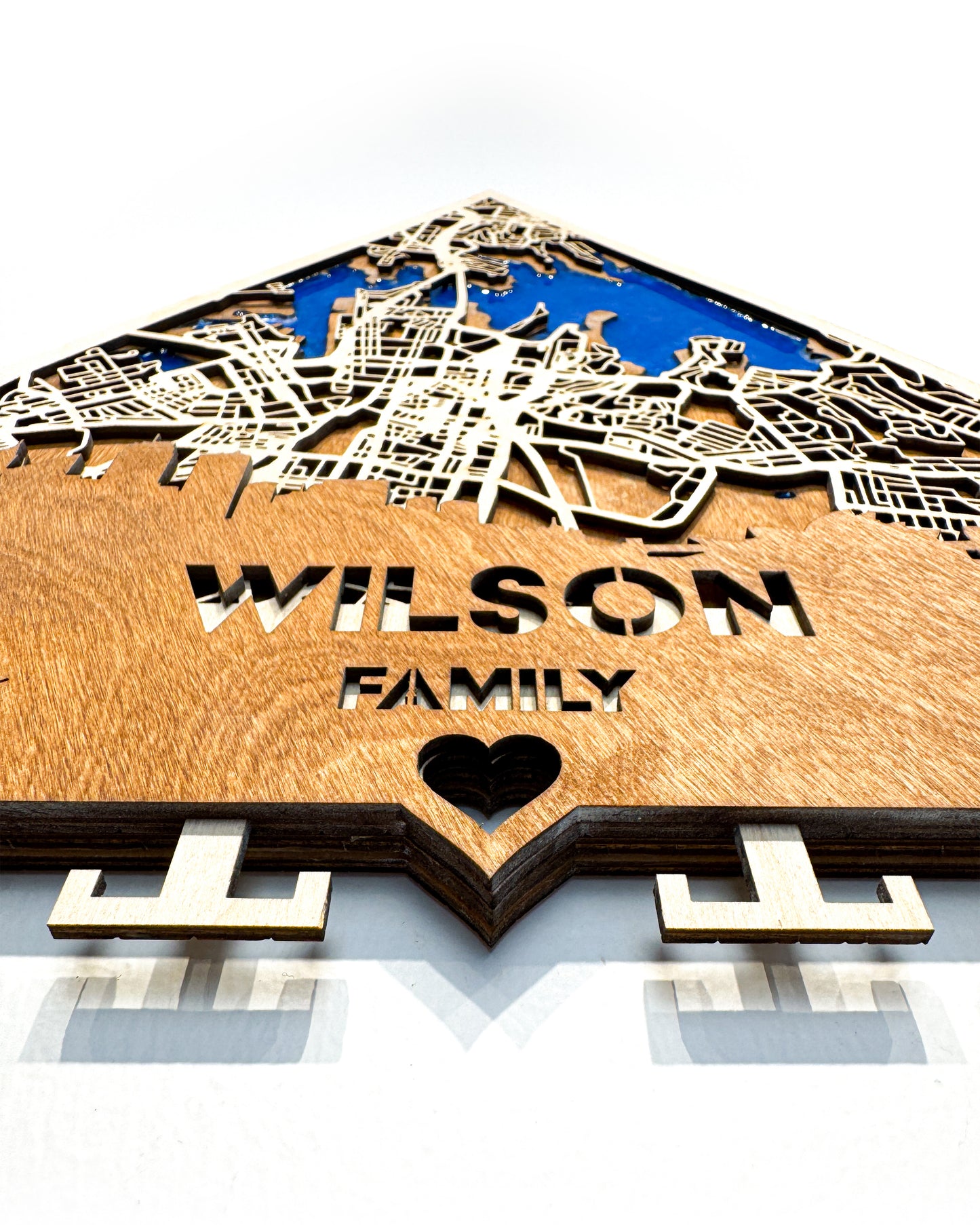 Sydney Ahşap Anahtarlık – Kıyı Sakinliği | Şehir Fısıltıları Koleksiyonu