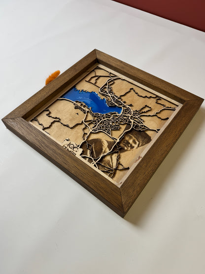 İzmir: Epoksi Ahşap Haritası |Kurtuluş Haritası: İzmir – 9 Eylül 1922 (El Yapımı Ahşap Sanat Eseri)