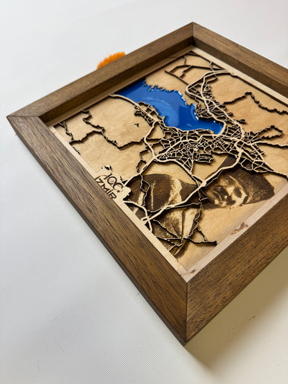 İzmir: Epoksi Ahşap Haritası |Kurtuluş Haritası: İzmir – 9 Eylül 1922 (El Yapımı Ahşap Sanat Eseri)