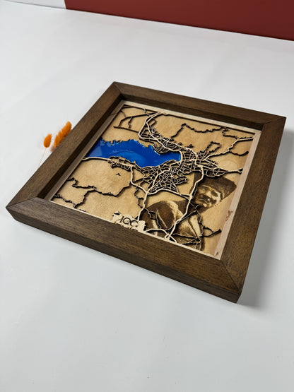 İzmir: Epoksi Ahşap Haritası |Kurtuluş Haritası: İzmir – 9 Eylül 1922 (El Yapımı Ahşap Sanat Eseri)