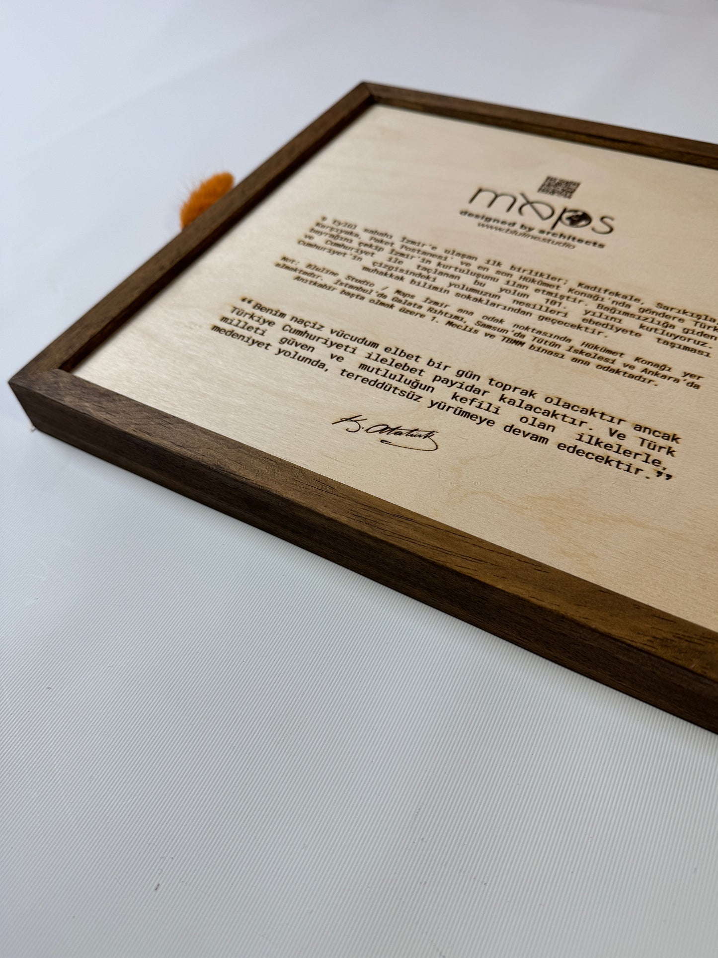 İzmir: Epoksi Ahşap Haritası |Kurtuluş Haritası: İzmir – 9 Eylül 1922 (El Yapımı Ahşap Sanat Eseri)