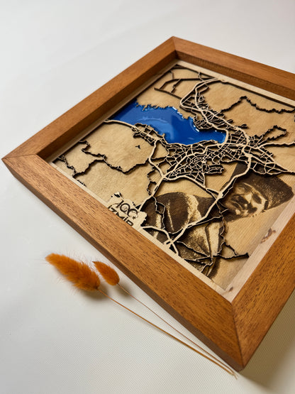 İzmir: Epoksi Ahşap Haritası |Kurtuluş Haritası: İzmir – 9 Eylül 1922 (El Yapımı Ahşap Sanat Eseri)